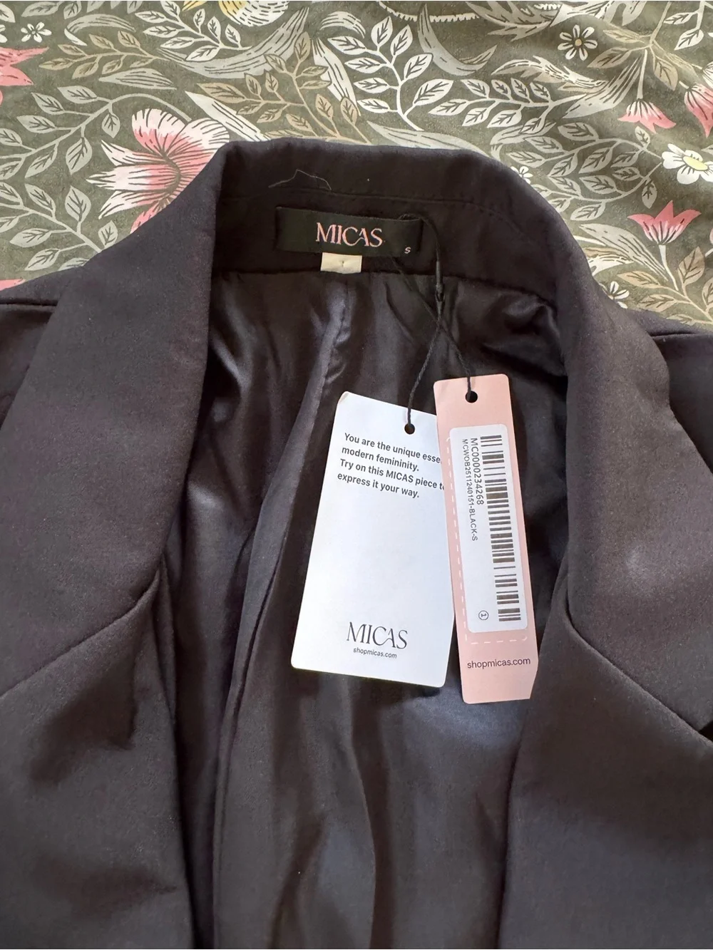MICAS Structured Waist Blazer Jacket NWT Black Gold Hardware Size S - Picture 3 of 5